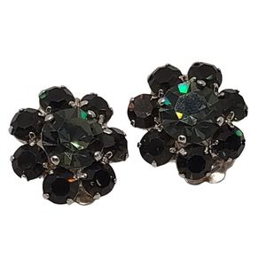 Vintage Signed Weiss Rhinestone Flower Clip On Earrings